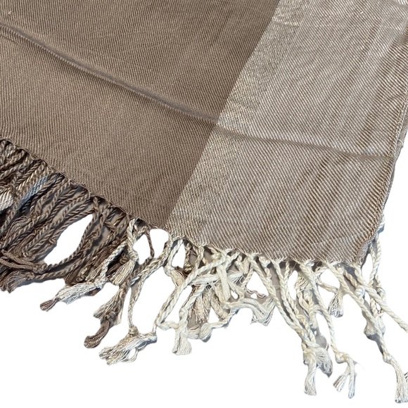 Grey Pashmina - Picture 2 of 5